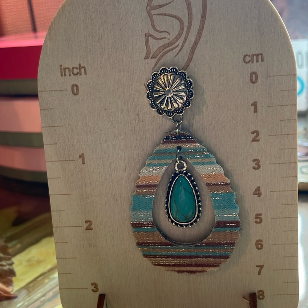 Western post earrings